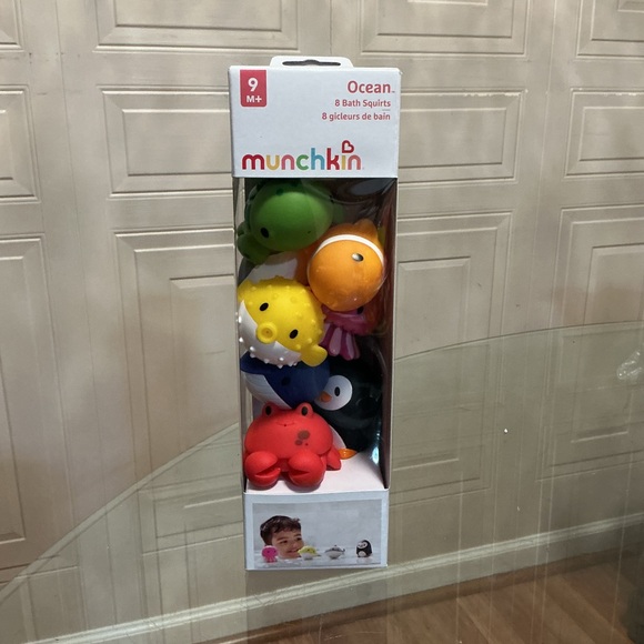 Brand New Munchkin Bath Squirts Ocean Friends – 8pcs (Brand New) - Picture 4 of 5